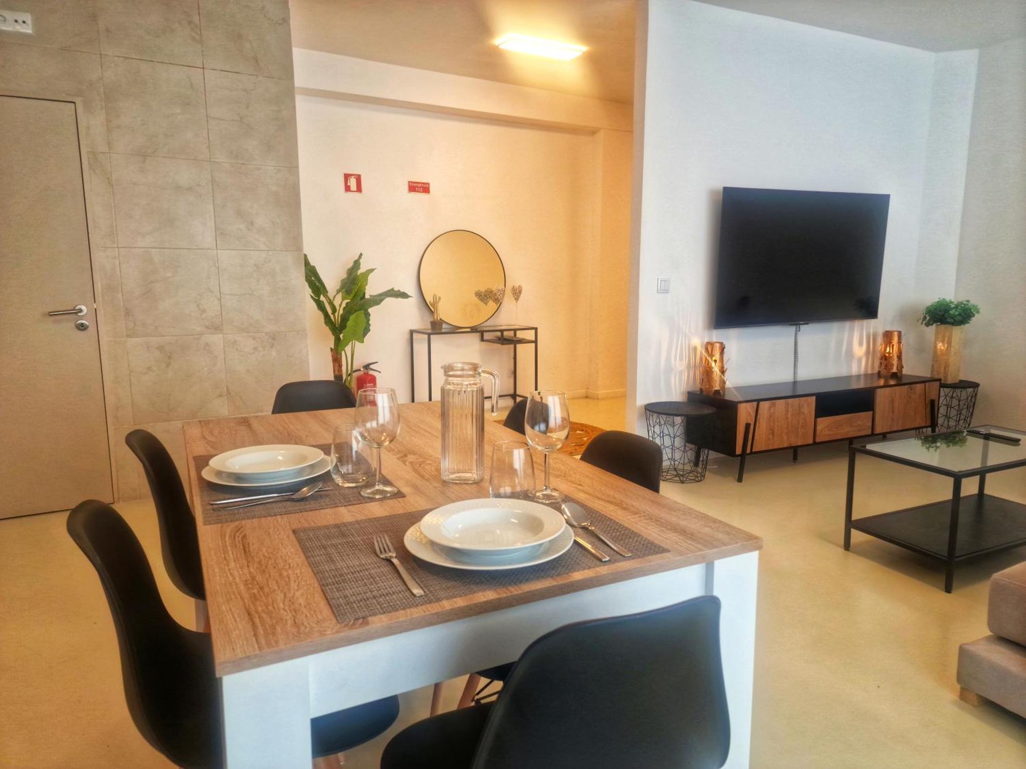 Firstfloorby22 Apartment Matosinhos  Bagian luar foto